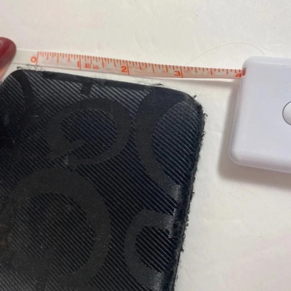 Guess Black Logo Cloth Flat Style Wallet - Picture 8 of 8